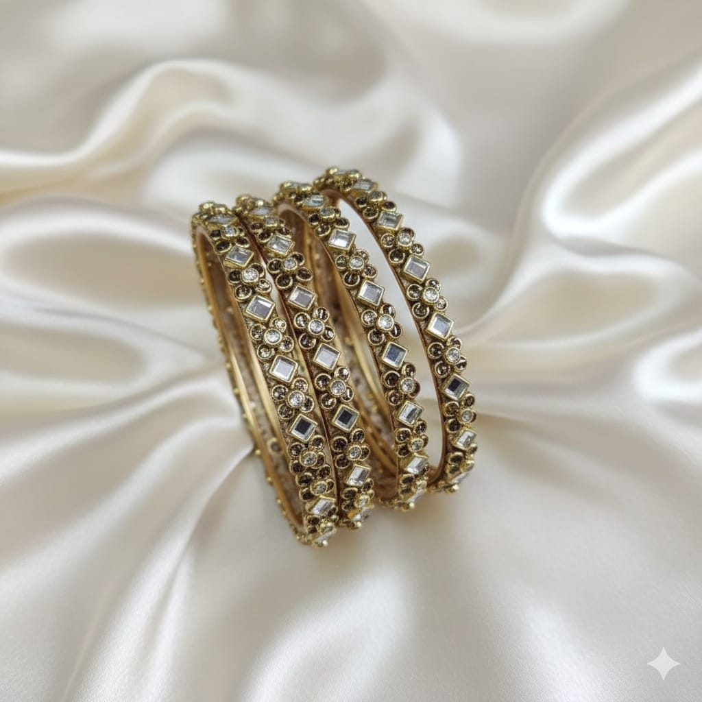 Vintage Gold Minimal Bangles
