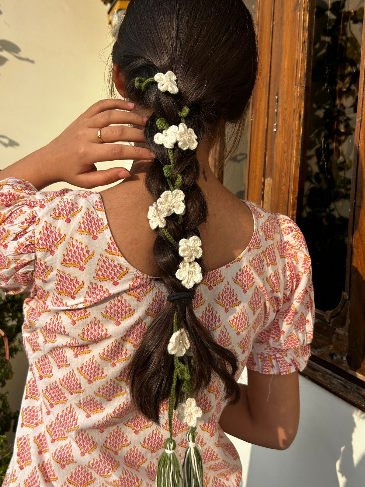 Floral Crochet Parandi