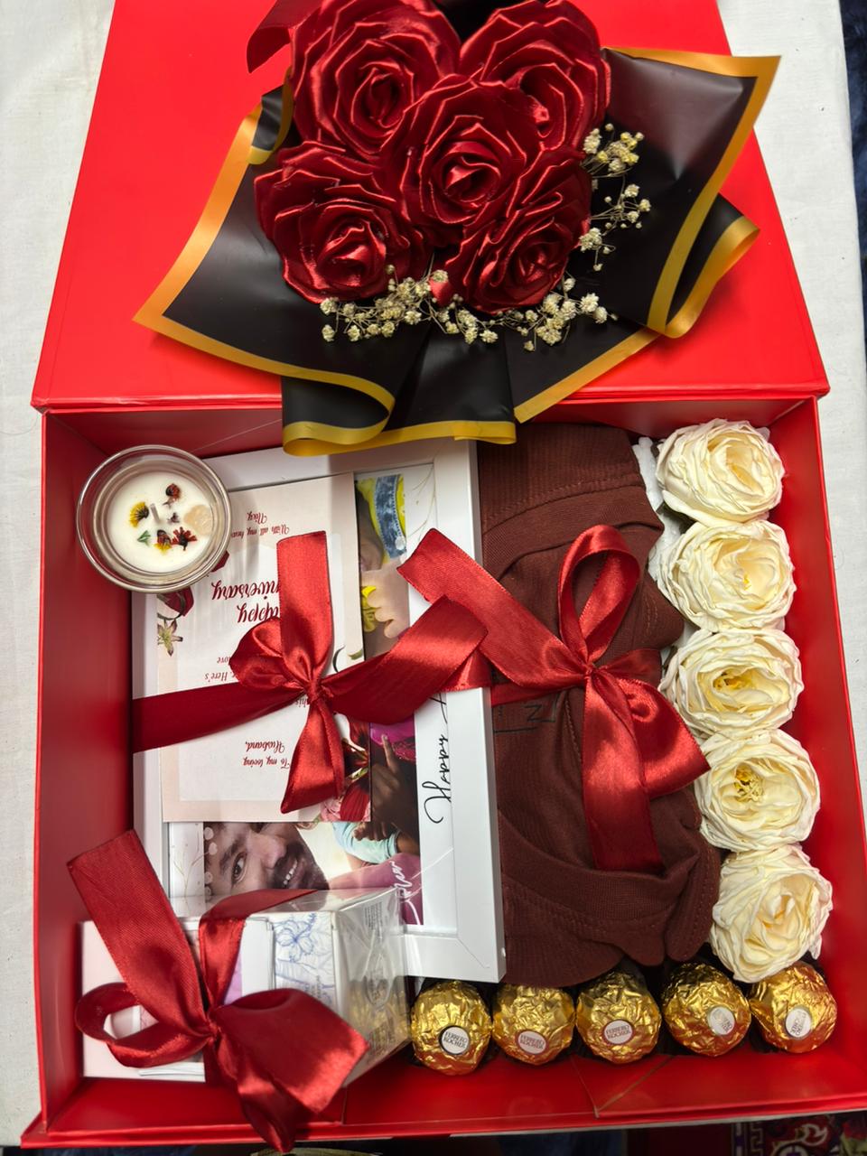 Luxury Chocolate & Memory Gift Hamper