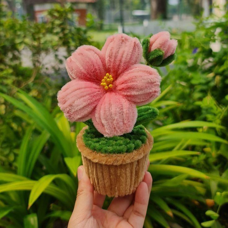 Handmade Single Flower Pot Decor