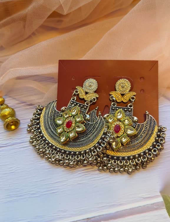 Shabnam Chaandbaali Earrings